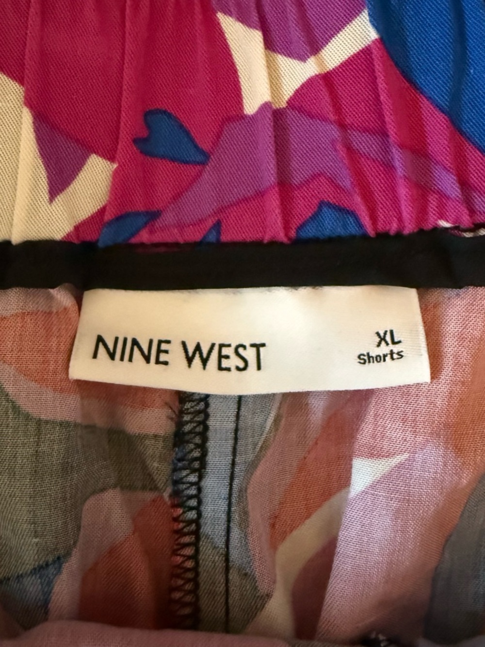 Nine West Tropical Floral Pull On Shorts XL Pink Blue Resort Vacation - Picture 4 of 7